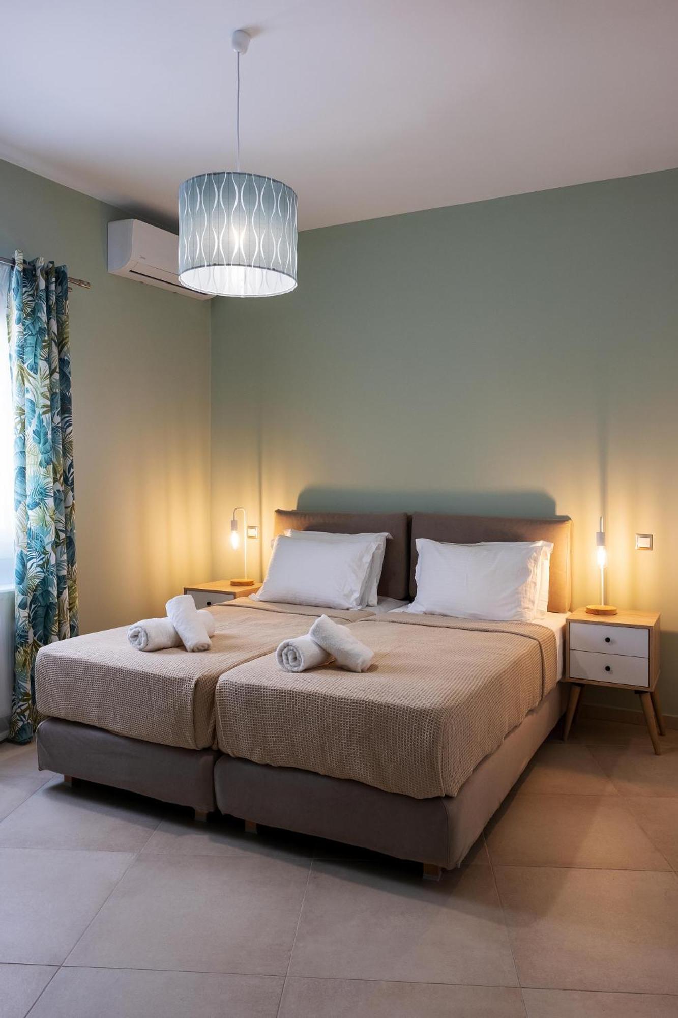 Polymnia Apartment Naoussa